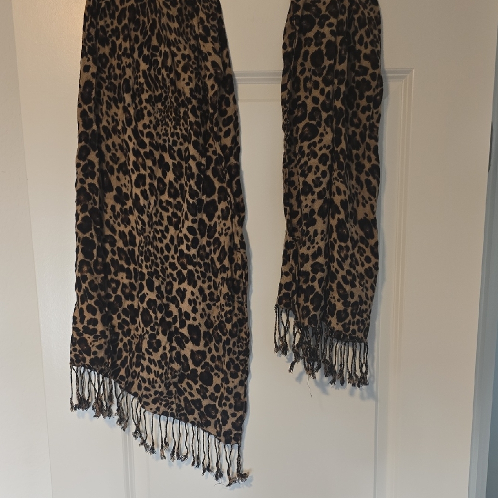 Leopard Print Scarf with Fringe